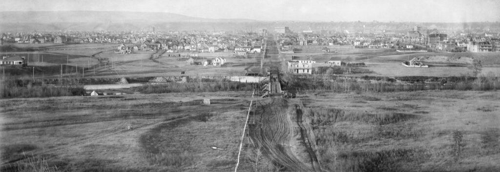 Rideau Roxboro Historic Walking Tour – Friday, May 1, 6:30-8:30 pm